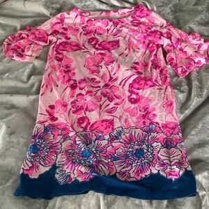 Girl’s adorable Lilly Pulitzer dress
